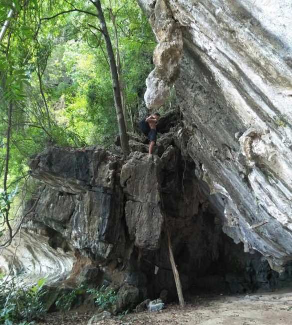 В Таиланде российские туристы «самоизолировались» в пещере (+ФОТО) | Русская весна