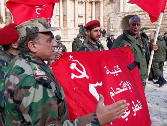 Пальмира: Воздушный парад ВКС РФ, смотр сил Армии Сирии и концерт (ВИДЕО, ФОТО) | Русская весна