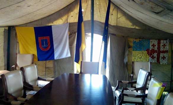 Саакашвили обратился к народу Украины из палатки (ФОТО, ВИДЕО)  | Русская весна