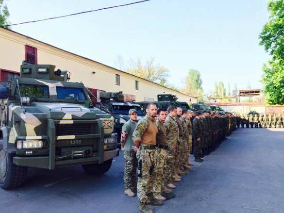 Саакашвили привез нацистам из «Азова» сладкие подарочки (ФОТОФАКТ) | Русская весна
