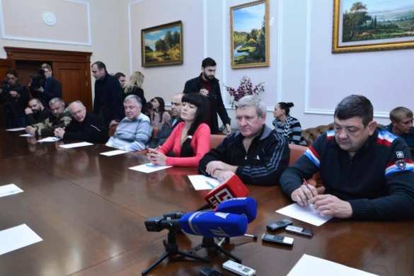 ВАЖНО: Своим заявлением Порошенко отменил Минские соглашения и развязал новый виток боевых действий, — Захарченко (ФОТО, ВИДЕО) | Русская весна