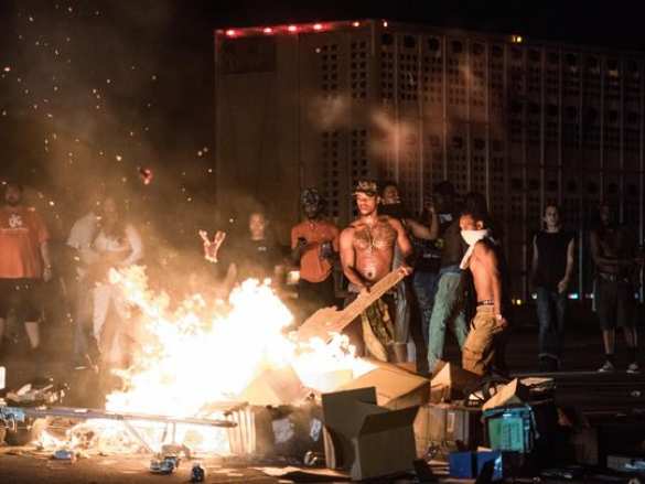 Чрезвычайное положение в Северной Каролине: столкновения населения с полицией, введена Нацгвардия (ФОТО, ВИДЕО) | Русская весна