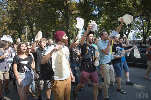 В центре Одессы прошел «ШаурМарш» против закрытия киосков фастфуда (ФОТО) | Русская весна