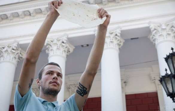 В центре Одессы прошел «ШаурМарш» против закрытия киосков фастфуда (ФОТО) | Русская весна