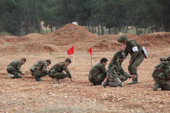 Борцы со смертью и «подарки шайтана»: опасная работа российских военных советников и бойцов САА (+ФОТО, ВИДЕО) | Русская весна