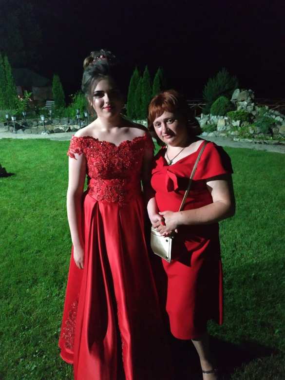 Одноклассники и учителя издевались над прихожанкой УПЦ на Западной Украине (ФОТО) | Русская весна