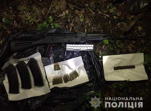 На Донбассе обнаружен схрон с оружием и боеприпасами (ФОТО) | Русская весна