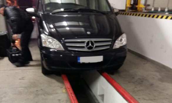 На украинской границе задержали грузина, который вез в Венгрию 45 ящиков сигарет (ФОТО) | Русская весна