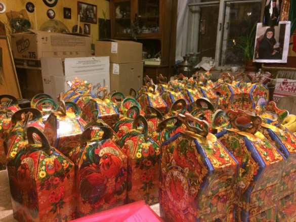 Православные везут в Сирию помощь и рождественские подарки детям погибших военных (ФОТО) | Русская весна