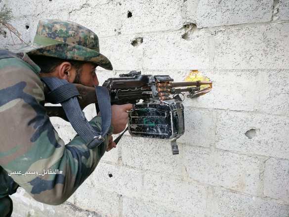 Битва в Дамаске: Банды потеряли 50% Аль-Гуты, убит главарь, первая группа боевиков покинула район (ФОТО, ВИДЕО, КАРТА) | Русская весна