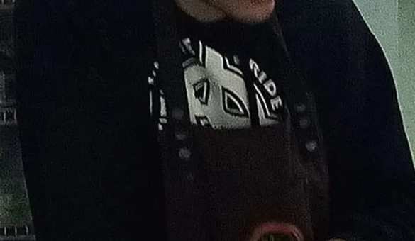 «А кофе-то чёрный!» — в Киеве бритоголовый неонацист подаёт напитки (ФОТО) | Русская весна