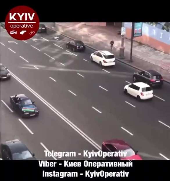 Иностранцы автоколонной ездили по Киеву со стрельбой и флагами (+ФОТО, ВИДЕО) | Русская весна