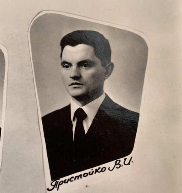 «Гены пальцем не раздавишь»: скандальные подробности биографии отца главы украинского МИД  (ФОТО) | Русская весна