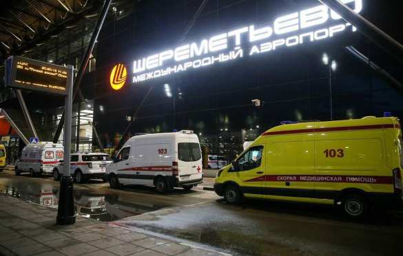 Катастрофа в Шереметьево: из лайнера SSJ-100 достали тела всех погибших, среди них — гражданин США (ФОТО) | Русская весна