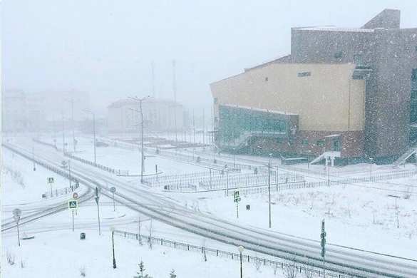 Столицу одного из российских регионов засыпало снегом за неделю до лета (ФОТО, ВИДЕО) | Русская весна