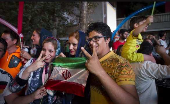 «Мы устояли. Мы победили!» — иранцы вышли на улицы, чтобы отпраздновать снятие международных санкций (ФОТО, ВИДЕО) | Русская весна