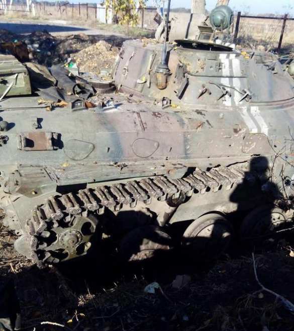 Сводка: на блокпостах ВСУ уничтожена бронетехника и бойцы, из Песков выводятся части 79-й бригады | Русская весна