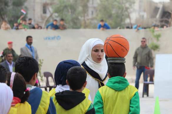 «Весёлые старты» в Алеппо: Российские военные помогают детям Сирии забыть ужасы войны — репортаж РВ (ФОТО) | Русская весна