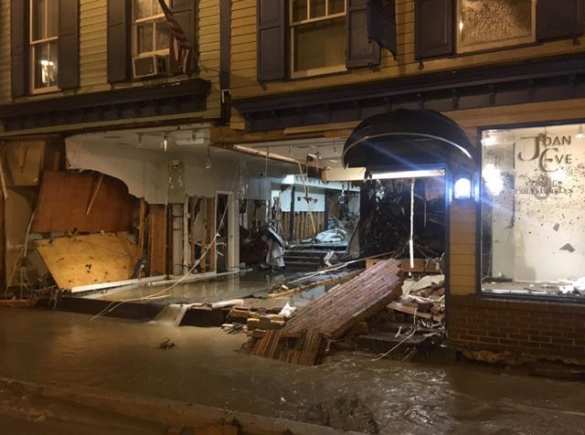 В американском штате Мэриленд затоплен город, есть жертвы (ФОТО, ВИДЕО) | Русская весна