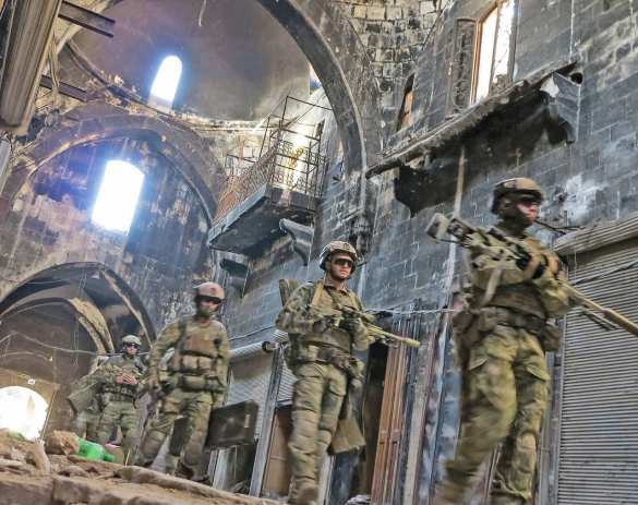 Яркие кадры: Спецназ ССО России против террористов в Алеппо и Пальмире (ФОТО, ВИДЕО) | Русская весна