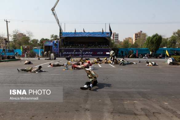 Кровавая бойня: боевики расстреляли военный парад в Иране, десятки убитых и раненых (+ФОТО, ВИДЕО 18+) | Русская весна
