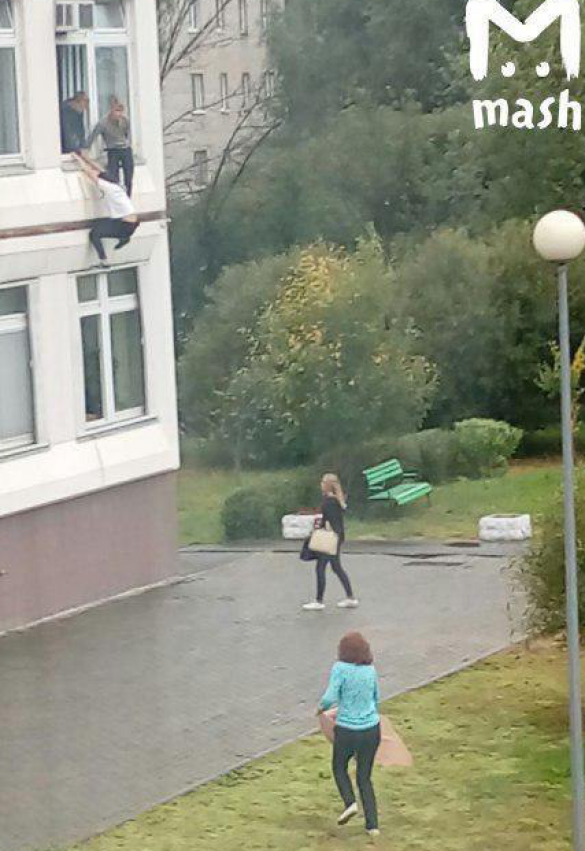 В Подмосковье старшеклассник устроил стрельбу в школе, есть пострадавшие (ФОТО, ВИДЕО) | Русская весна