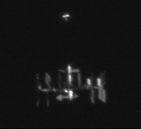 Удивительные кадры: британец снял с Земли видео стыковки космического корабля «Союз» с МКС (ФОТО, ВИДЕО) | Русская весна