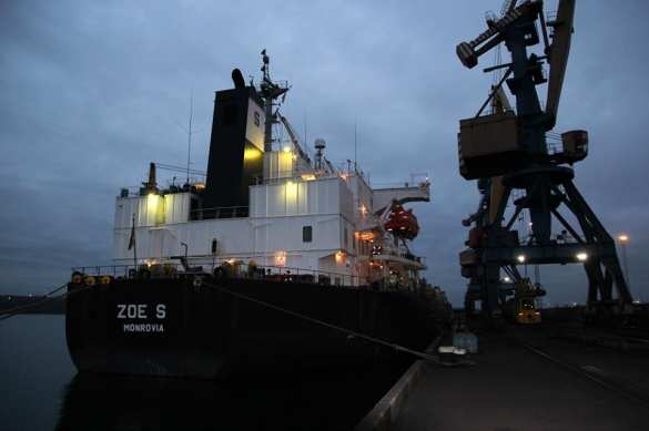 На Украину приплыл африканский уголь (ФОТО) | Русская весна