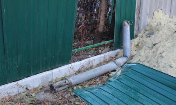 Разрушенные дома и снаряды во дворах: последствия пожара на складе боеприпасов в Сватово (ФОТОЛЕНТА) | Русская весна