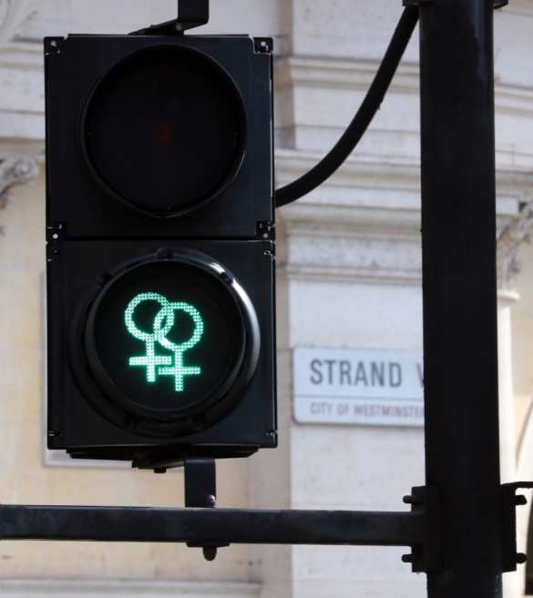 Их нравы: человечки на светофорах в Лондоне стали геями (+ФОТО) | Русская весна