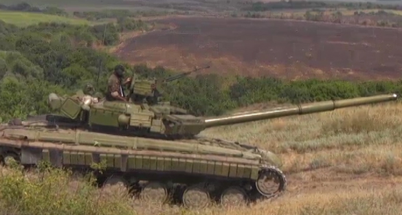 Бойцы армии ДНР окружили 25-ю аэромобильную бригаду украинской армии (видео) | Русская весна