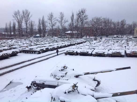 Советник Авакова: Европа объявила негласное эмбарго на поставку оружия Киеву, будем искать поставщиков на Ближнем востоке (ФОТО) | Русская весна