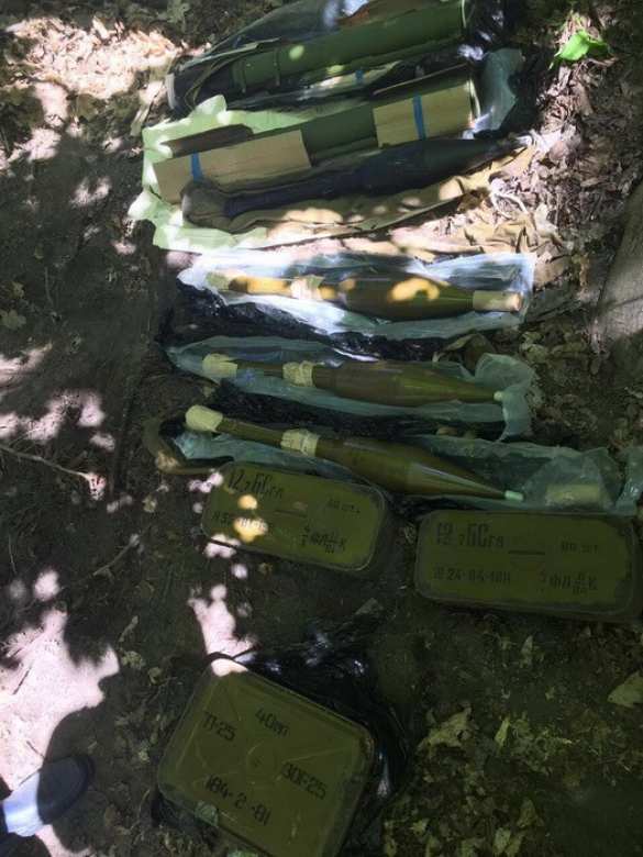 Это Украина: в Киеве нашли схрон с противотанковыми гранатомётами (ФОТО) | Русская весна