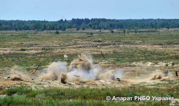 «Враги сдадутся без огня»: Турчинов показал «супероружие» (ФОТО) | Русская весна