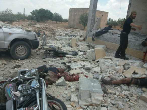 Бойня в Идлибе: Смертники взорвали базу «Ахрар аш-Шам» сотнями кг взрывчатки, убив и ранив десятки боевиков (ФОТО 18+) | Русская весна