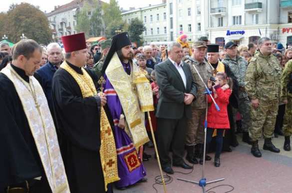 Тернопольскую милицию отправили на Донбасс (фото, видео) | Русская весна