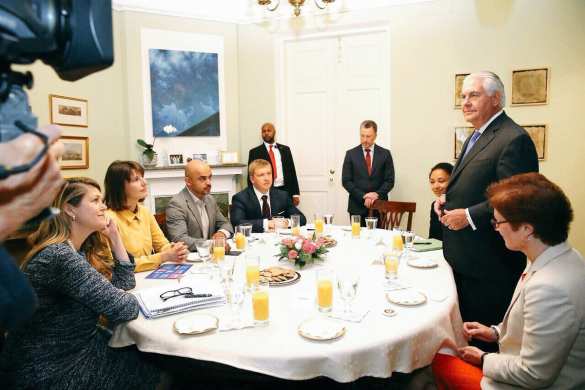 В Киеве прошла встреча Тиллерсона и Порошенко (+ФОТО, ВИДЕО) | Русская весна