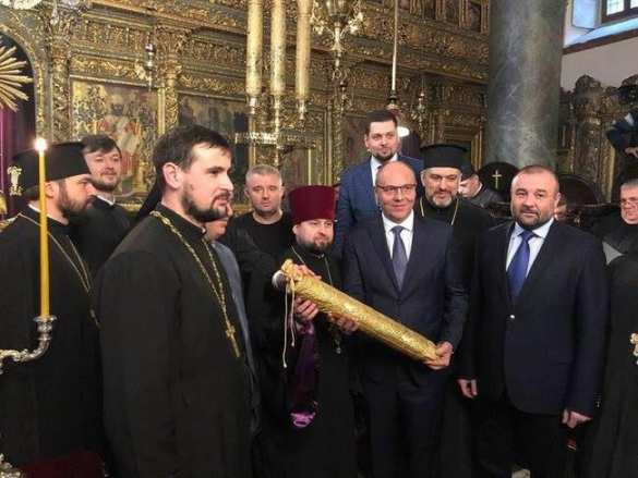 Шарий объяснил, почему украинские власти считают народ тупым стадом (ВИДЕО) | Русская весна