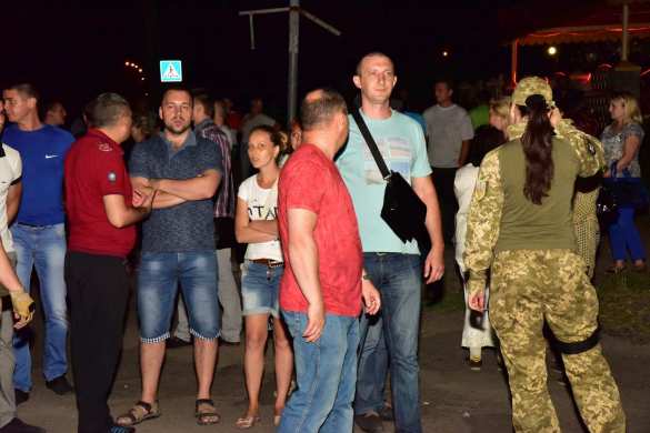 ВАЖНО: Жители оккупированного Торецка выступили против преступных действий ВСУ (ФОТО) | Русская весна