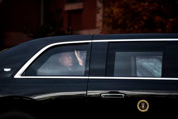 Трампу понадобился кортеж из 7 автомобилей, чтобы проехать 230 метров (ФОТО, ВИДЕО) | Русская весна