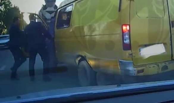 В Краснодаре спецназ уложил «хозяев жизни» лицом в асфальт за избиение водителя «Газели» (ФОТО, ВИДЕО) | Русская весна