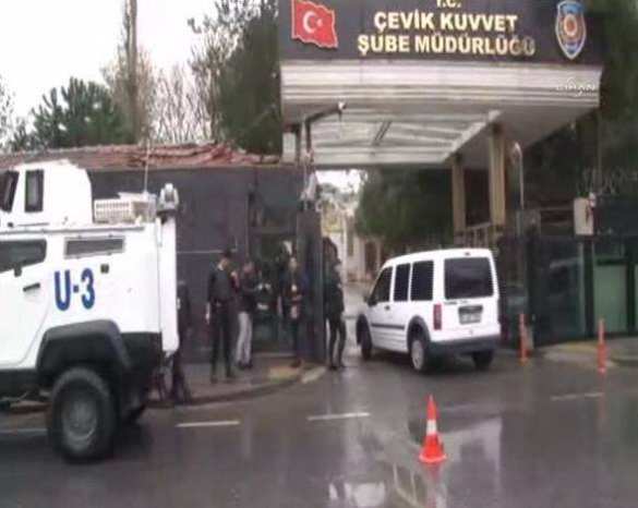 СРОЧНО: Две женщины забросали гранатами полицейский участок в Стамбуле (+ФОТО, ВИДЕО) | Русская весна