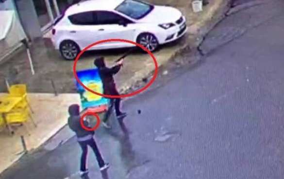 СРОЧНО: Две женщины забросали гранатами полицейский участок в Стамбуле (+ФОТО, ВИДЕО) | Русская весна
