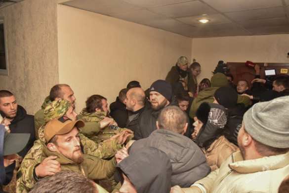 Дикая Украина: массовая драка в суде Одессы, 50 задержанных (+ВИДЕО, ФОТО) | Русская весна