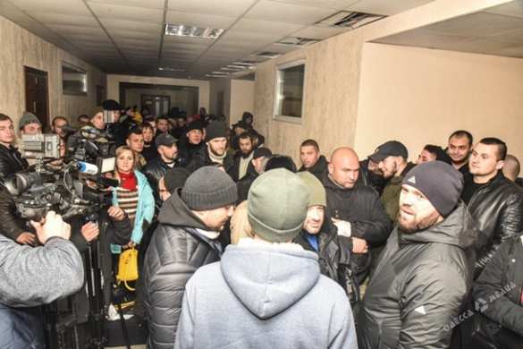 Дикая Украина: массовая драка в суде Одессы, 50 задержанных (+ВИДЕО, ФОТО) | Русская весна