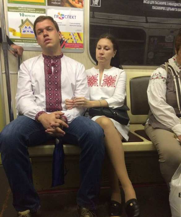 Как реагировали на парад украинцы: дочь Порошенко расплакалась, националисты возмущены холодным приемом военных (ФОТО) | Русская весна