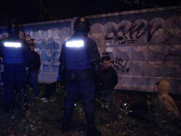 Побоище футбольных фанатов в Киеве — десятки задержанных (ФОТО, ВИДЕО) | Русская весна