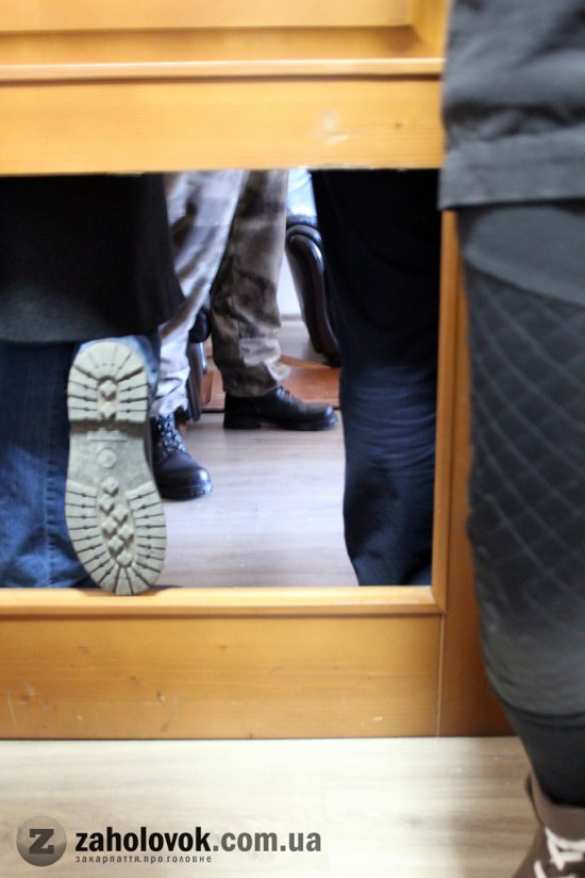 «Правый сектор» считает себя «правым», напав на ректорат Ужгородского университета (фото) | Русская весна