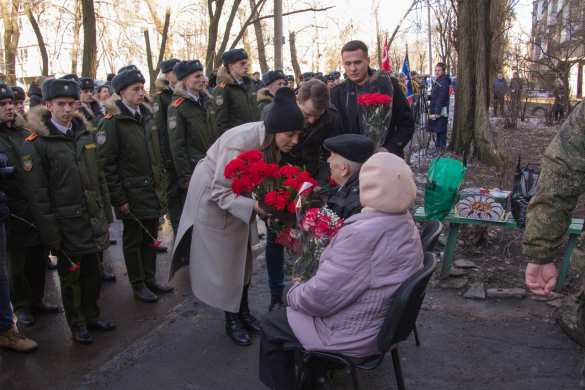 В Донецке провели парад для одного ветерана (ФОТО, ВИДЕО) | Русская весна