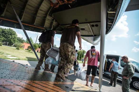 В Киев доставили раненых боевиков «Азова» (ФОТО, ВИДЕО) | Русская весна